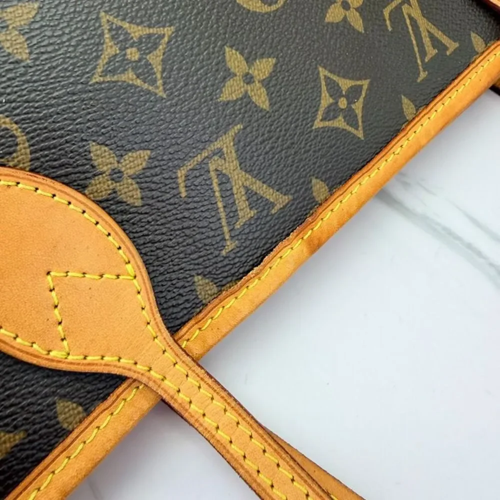 Louis Vuitton Women Pre-Loved Bag Very Good Condition